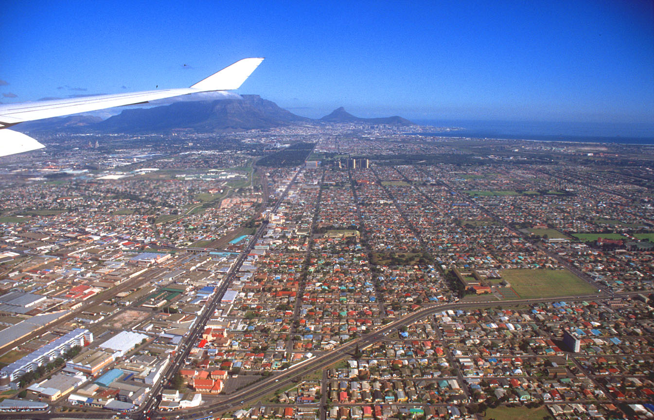 CPT Cape Town panorama from aircraft b
